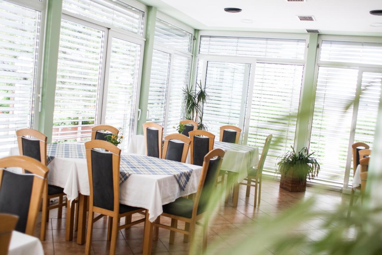 Gostilna In Prenocisca Ferlic Hotel Braslovce Exterior foto